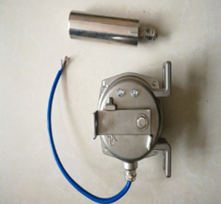 皮帶跑偏開關(guān)LHPE-10/1-LP、皮帶跑偏開關(guān)PB10-45廠家